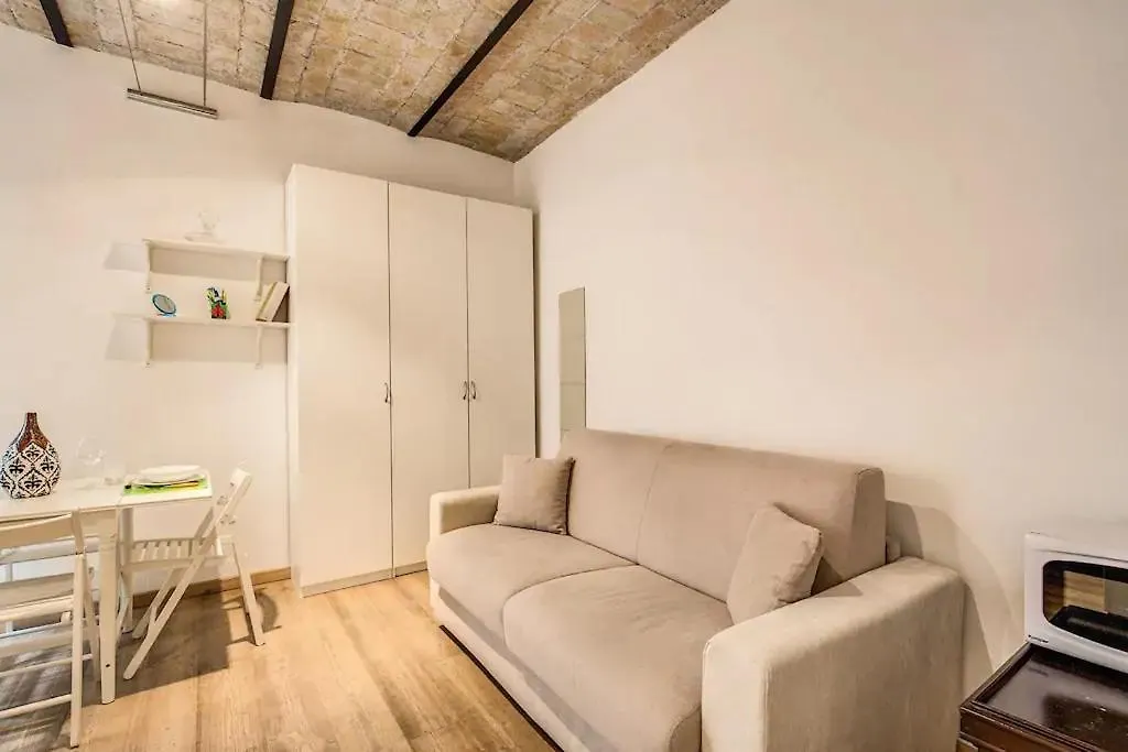 Navona Flat-1